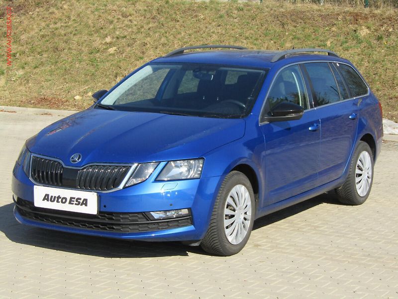 Škoda Octavia (2018) 2.0 TDi, Ambition, DSG, TZ - fotka 3 z 25