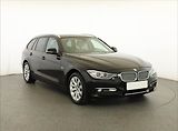 BMW Řada 3 (2013) Modern Line 320 d xDrive, 4X4 - náhled 1