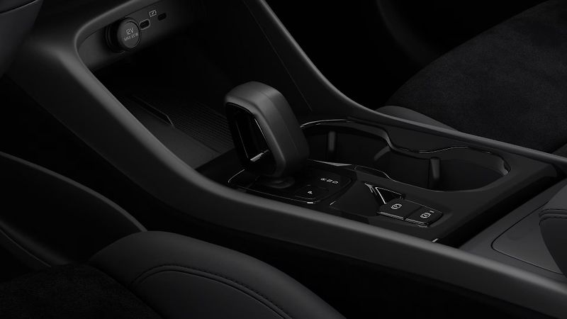 Volvo XC40 (2026) B3 AUT BLACK EDITION ULTRA - fotka 11 z 11