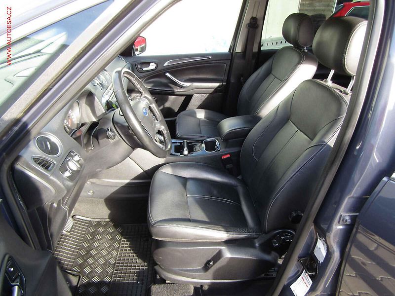 Ford S-MAX (2012) 2.0 TDCi, AT, navi, bixen - fotka 9 z 22
