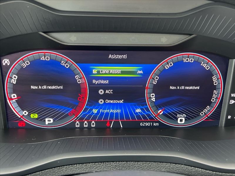 Škoda Karoq 1,5 TSi 110kW 7DSG SPORTLINE - fotka 16 z 30