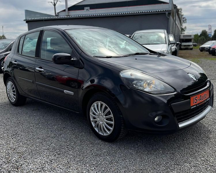 Renault Clio (2009) - fotka 2 z 14