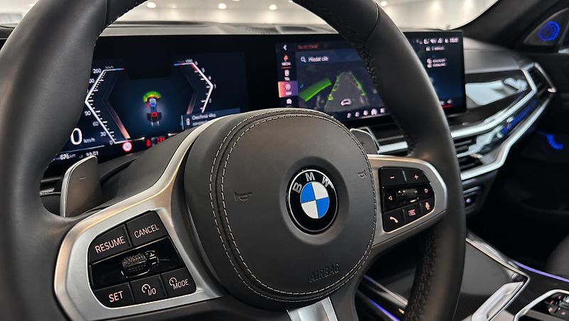 BMW X7 (2024) - fotka 29 z 33