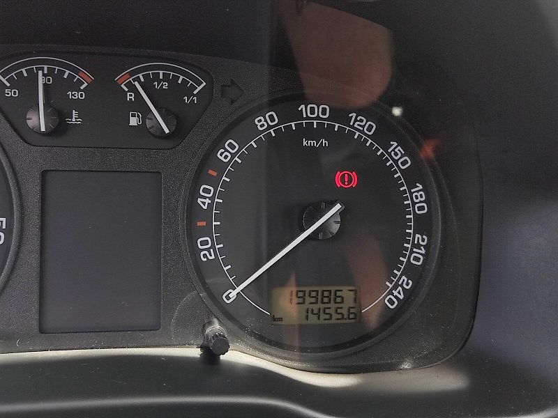 Škoda Octavia (2007) Combi Tour 1,9 Tdi 74Kw - fotka 8 z 27
