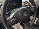 Suzuki Swift 1.3i 4x4 - náhled 12