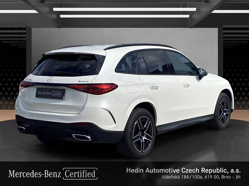 Mercedes-Benz GLC (2023) 400 e 4MATIC - fotka 5 z 29