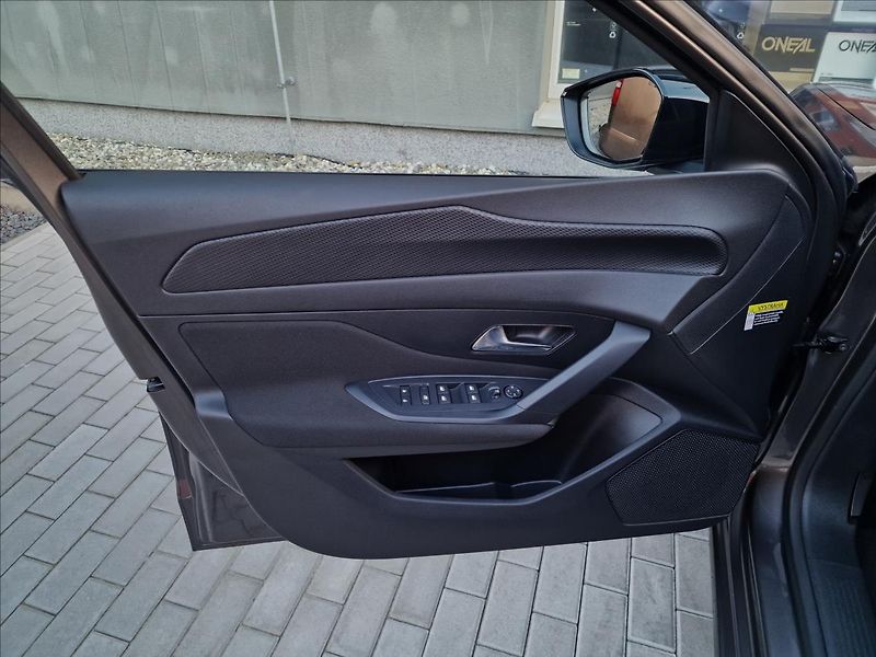 Peugeot 308 1.2Puretech Active Pack SW,ČR - fotka 36 z 47