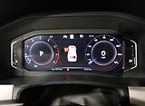 Volkswagen Atlas (2021) Auto na cestě - náhled 6