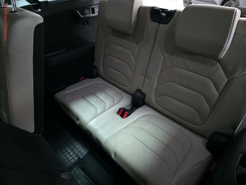 Škoda Kodiaq (2017) 2.0 TDi 4x4, 7míst, ČR - fotka 11 z 18