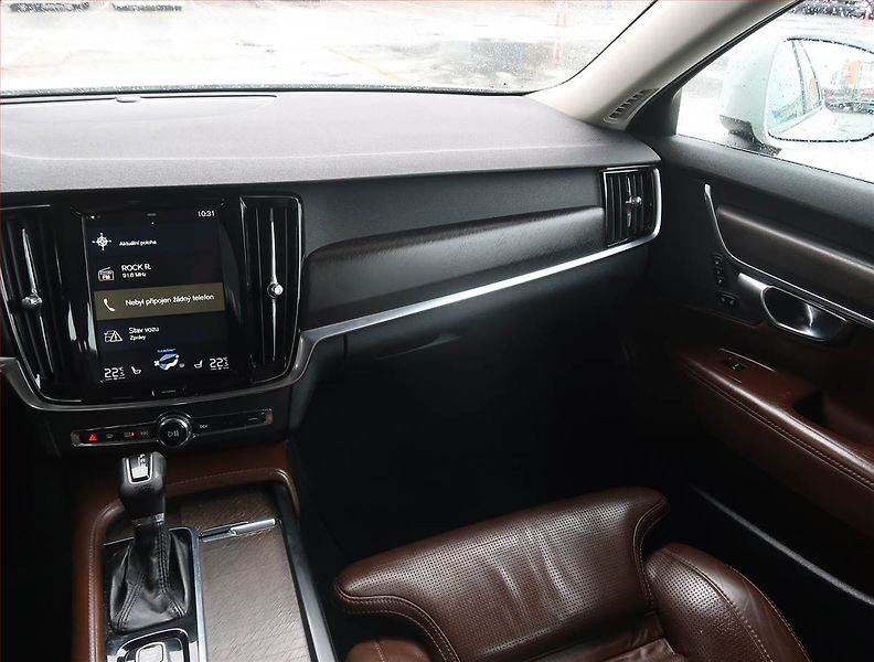 Volvo V90 (2019) Cross Country - fotka 8 z 29