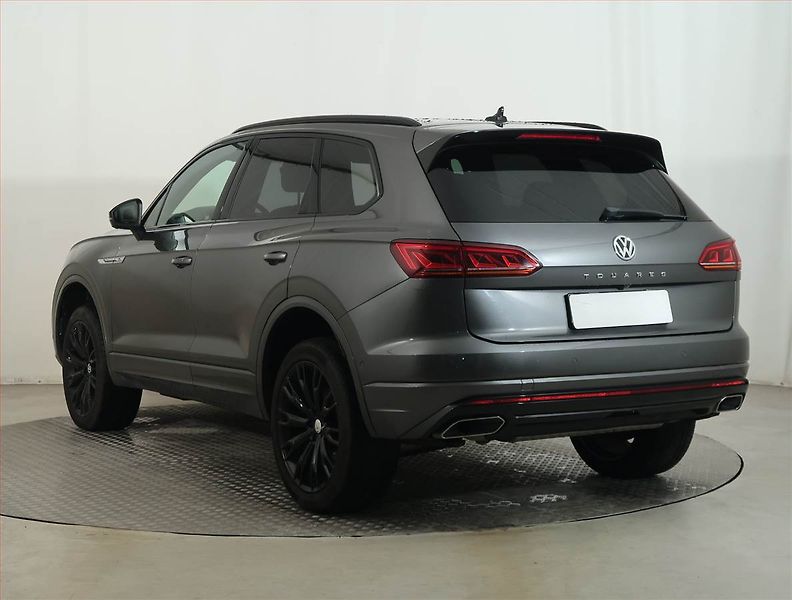 Volkswagen Touareg (2020) 3.0 TDI - fotka 4 z 14