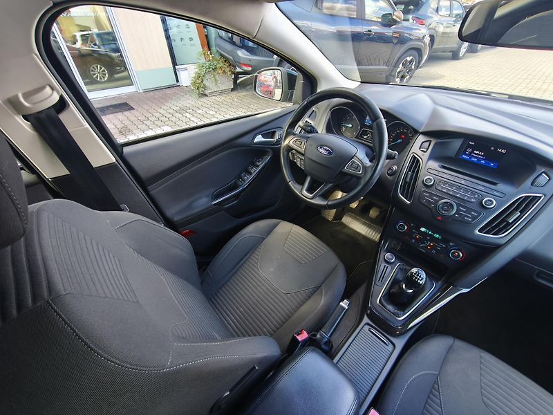 Ford Focus 2016 ČR 1.MAJITEL 1.5 TDCi - fotka 7 z 30