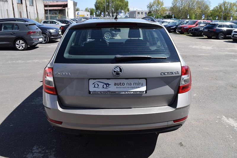 Škoda Octavia (2019) 1.5TSI 110kw AMBI VÝHŘEV NAVI - fotka 9 z 50
