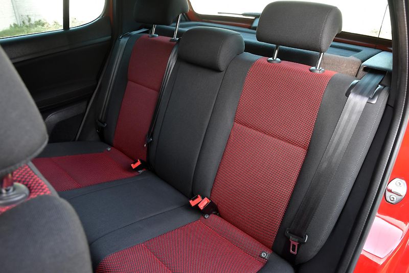 Škoda Fabia 1.2 TSi MONTE CARLO,KLIMA,TEMP - fotka 26 z 43
