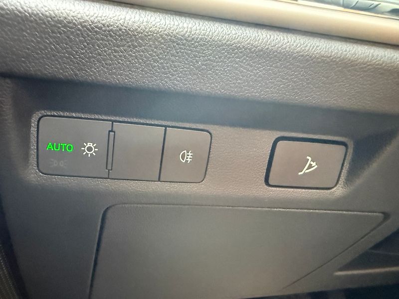 Škoda Enyaq 80 iV Kamera, 150 kW REZERVACE - fotka 30 z 36