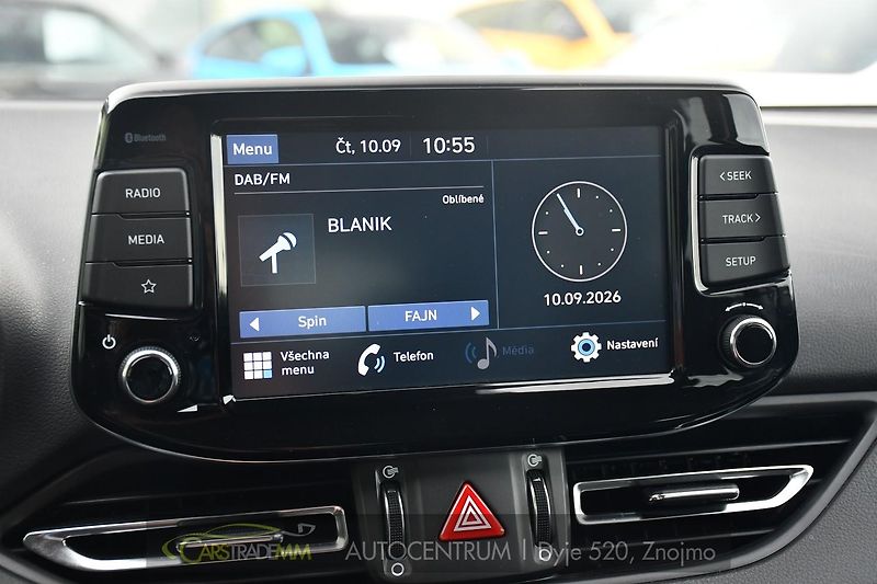 Hyundai i30 1.6CRDi SMART KAMERA CARPLAY - fotka 31 z 50