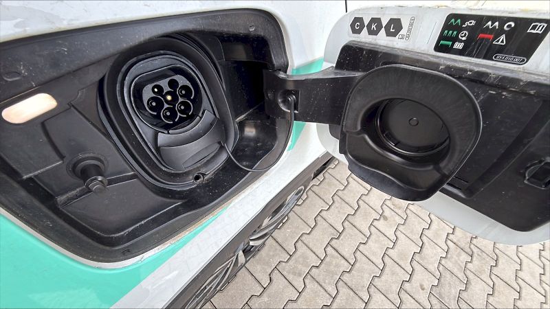 Škoda Elroq (2025) 63 KWH Sportline 60 - fotka 14 z 25