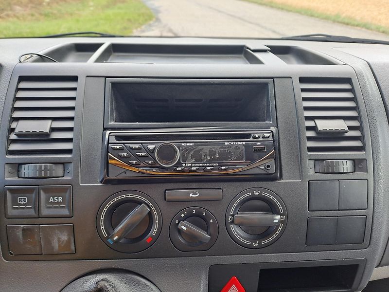 Volkswagen Transporter 1.9 TDi SERVISKA, DOLOŽENÉ KM - fotka 15 z 19