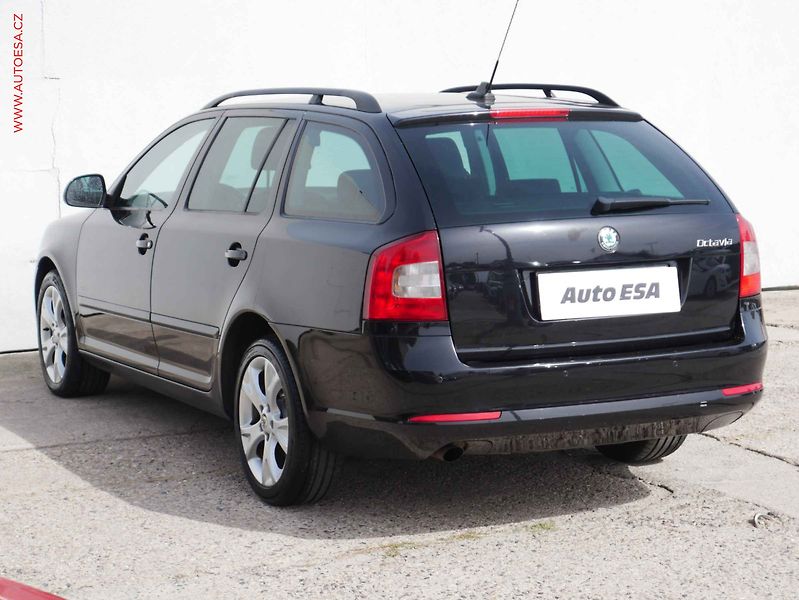 Škoda Octavia (2012) 2.0TDi, DSG - fotka 4 z 16