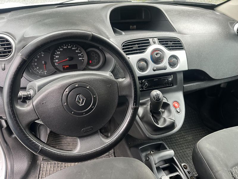 Renault Kangoo (2011) 1,6i 64 Kw TAŽNÉ, ČR!!! - fotka 9 z 14