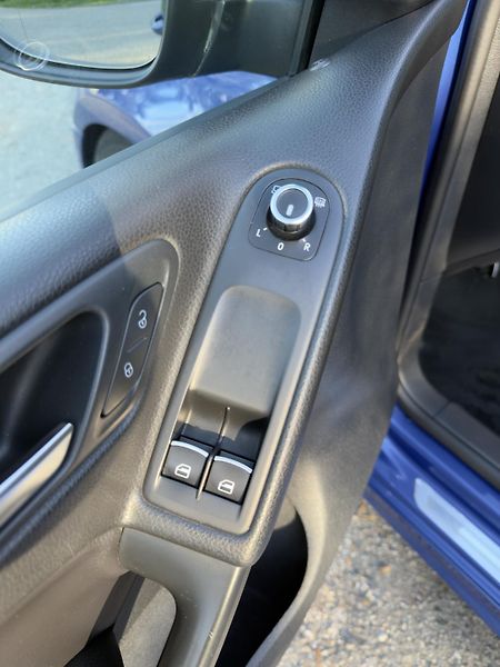 Volkswagen Golf (2012) 2.0 TSi, 4x4, R - fotka 10 z 17