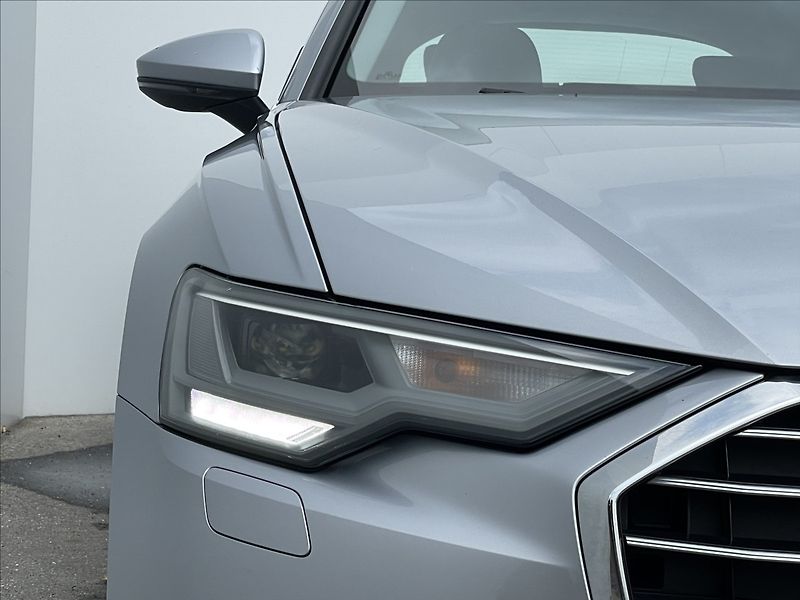 Audi A6 Avant 2,0 TDI S tronic Design - fotka 21 z 24