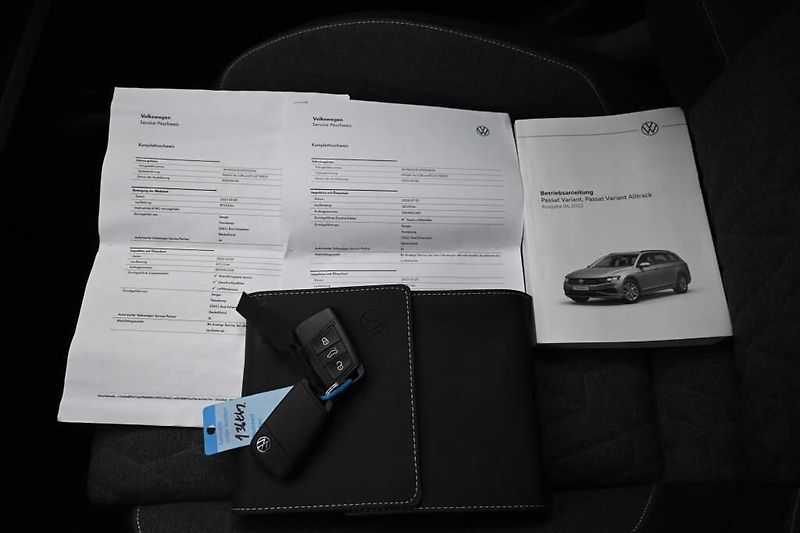 Volkswagen Passat (2023) 2.0 LED DSG ACC Kamera Tažné M - fotka 29 z 32