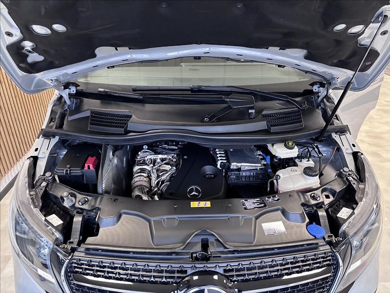 Mercedes-Benz Třídy V V300D 4MATIC STYLE L - fotka 38 z 38