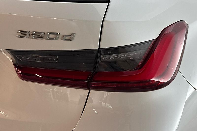BMW Řada 3 řady 3 | 320d xDrive - fotka 5 z 27
