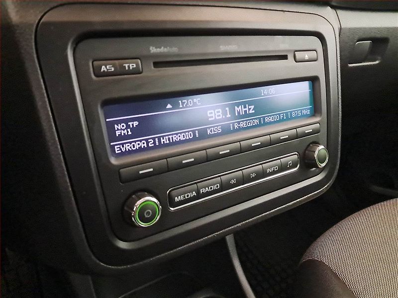 Škoda Fabia (2010) 1.2 TSI, Tažné, jezdí výborně - fotka 13 z 15