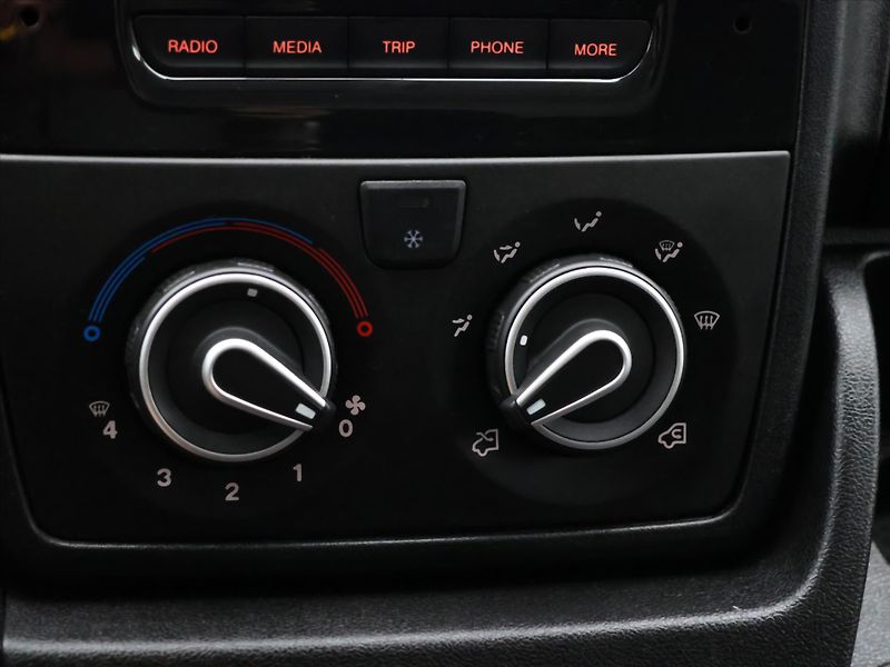 Peugeot Boxer 2,2 HDI 103kW L3H3 Tažné DPH - fotka 20 z 29