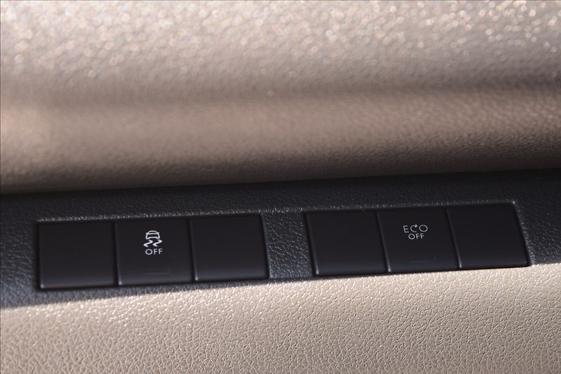 Peugeot 5008 1,6 HDI 84KW AUTOMAT PO SERVIS - fotka 33 z 49