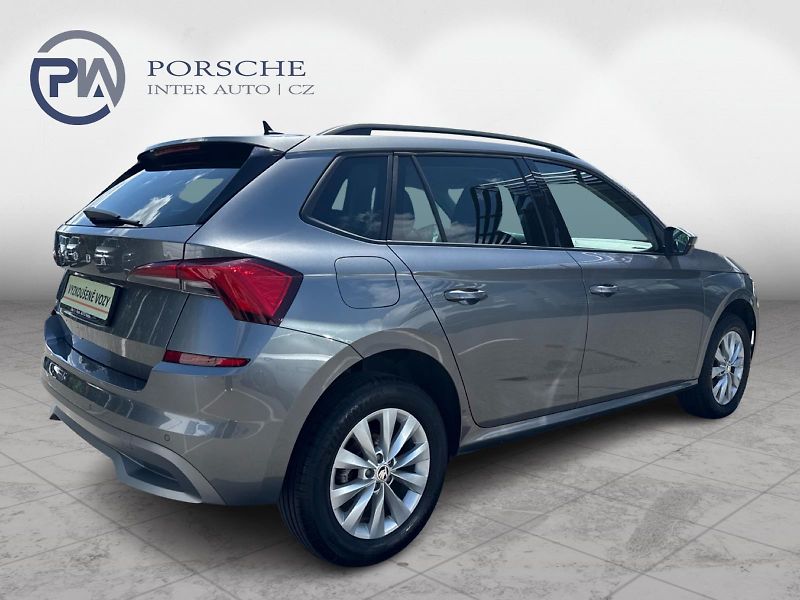 Škoda Kamiq 1.0 TSI Ambition 70 kW M5F - fotka 2 z 28