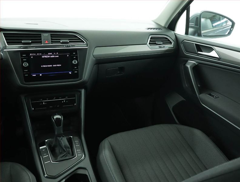 Volkswagen Tiguan Allspace (2022) Life 2.0 TDI - fotka 8 z 19