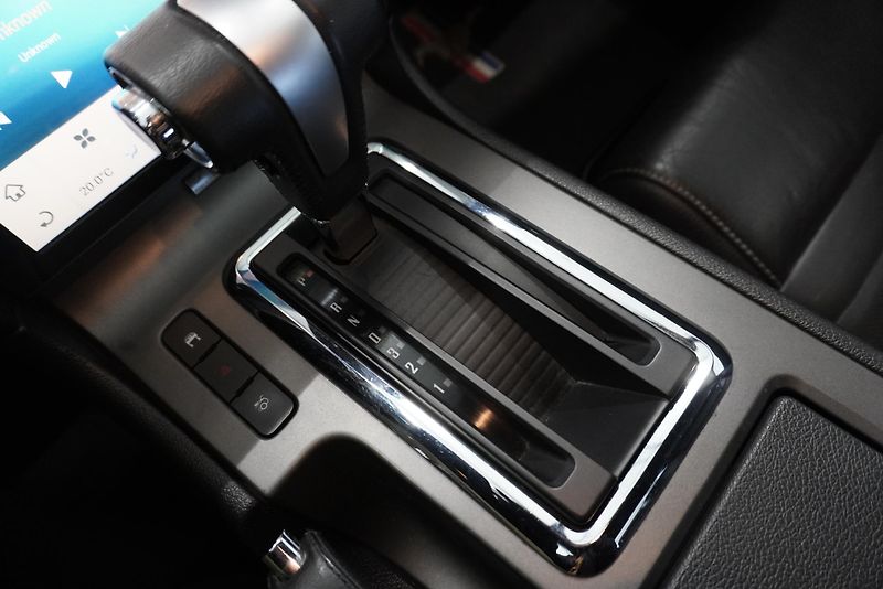 Ford Mustang 3.7i V6 REZERVACE - fotka 21 z 38