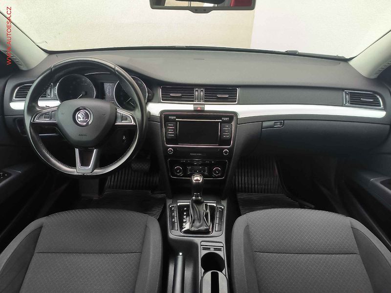 Škoda Superb (2014) 2.0 TDi 4x4, ČR, Outdoor, AT - fotka 8 z 22