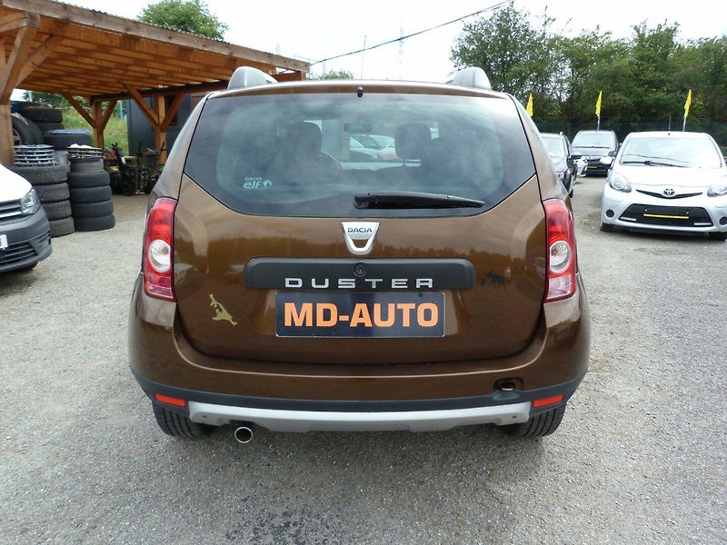 Dacia Duster 1.6 16v Laureáte - fotka 6 z 17