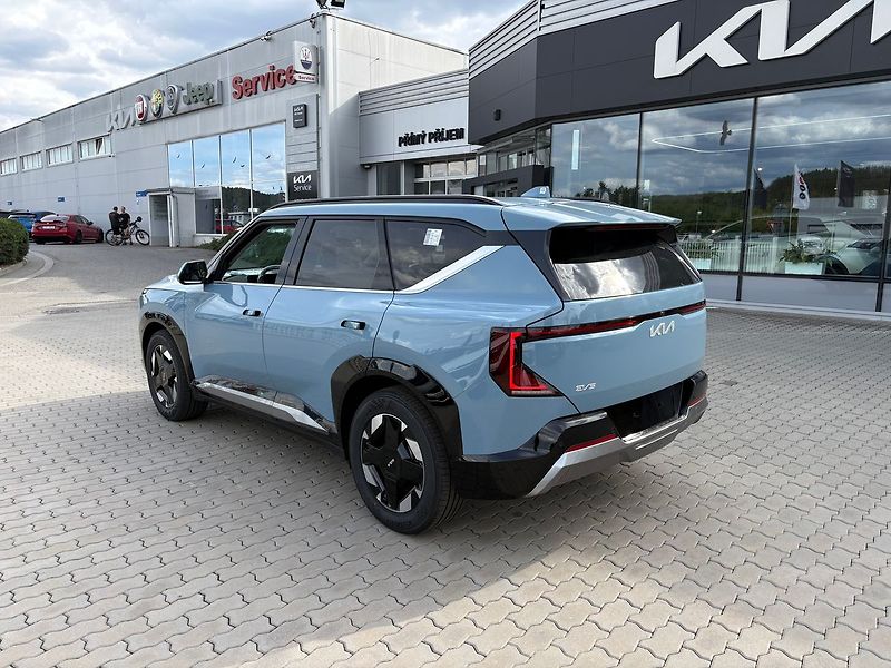Kia EV5 (2026) 4x2 L.E. 160 KW + 81,4 KWH - fotka 5 z 20