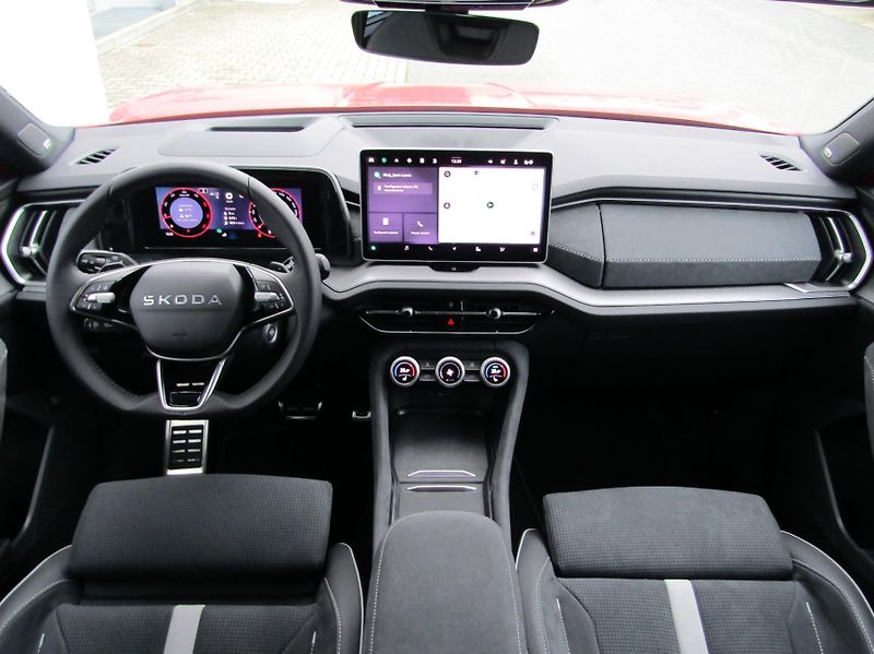 Škoda Kodiaq (2025) Sportline 2,0 TDI 4x4 DSG - fotka 17 z 30