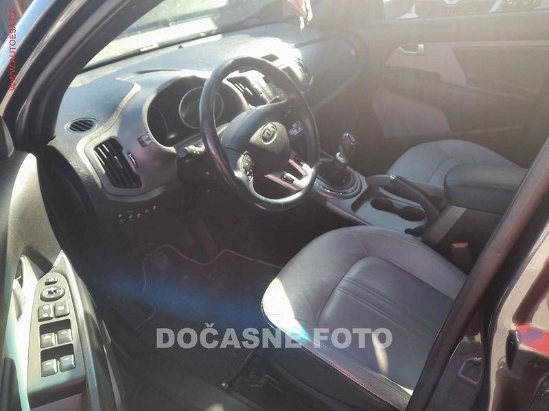 Kia Sportage (2015) 1.7 CRDI, ČR, navi, kůže - fotka 3 z 3