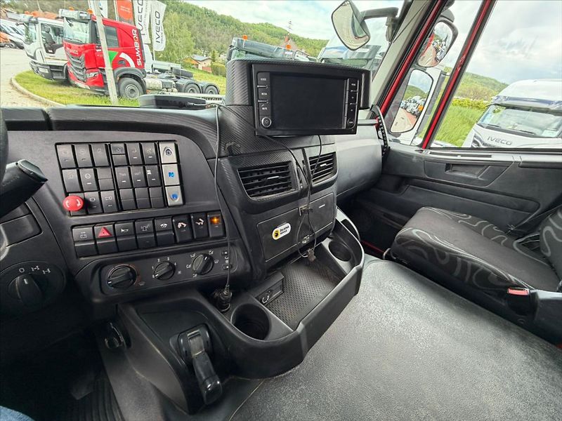 Iveco Trakker 12,9 - fotka 32 z 33