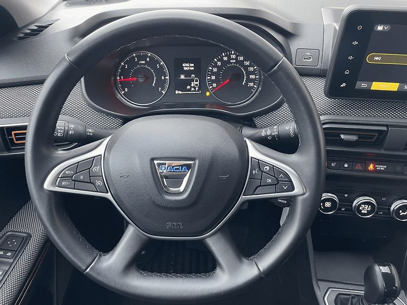 Dacia Sandero (2022) STEPWAY Comfort 1,0TCe 90k CVT - fotka 20 z 26