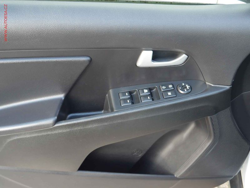 Kia Sportage (2015) 1.7 CRDi, 2.maj,ČR, servis - fotka 14 z 14