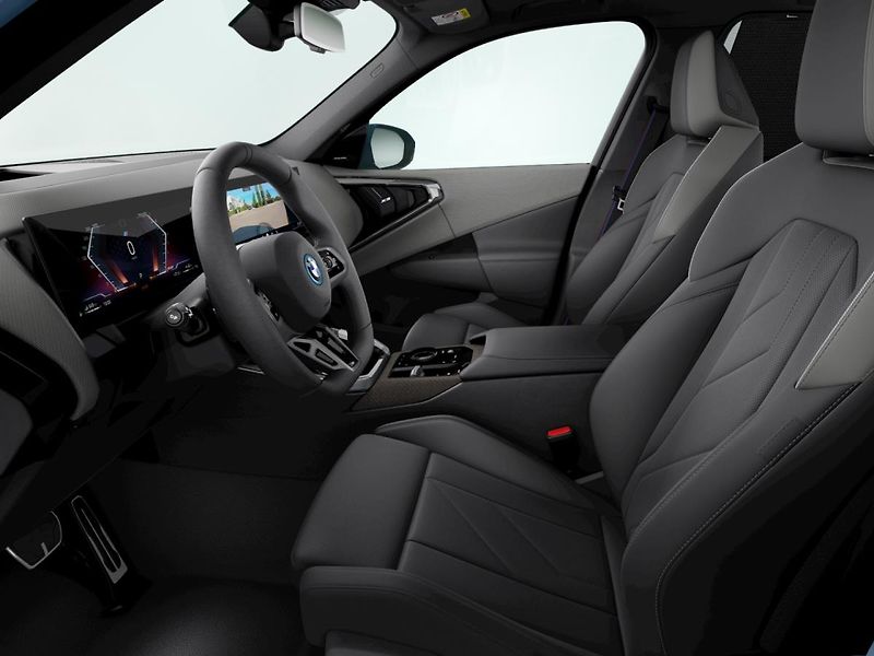 BMW X3 30e xDrive - fotka 7 z 12