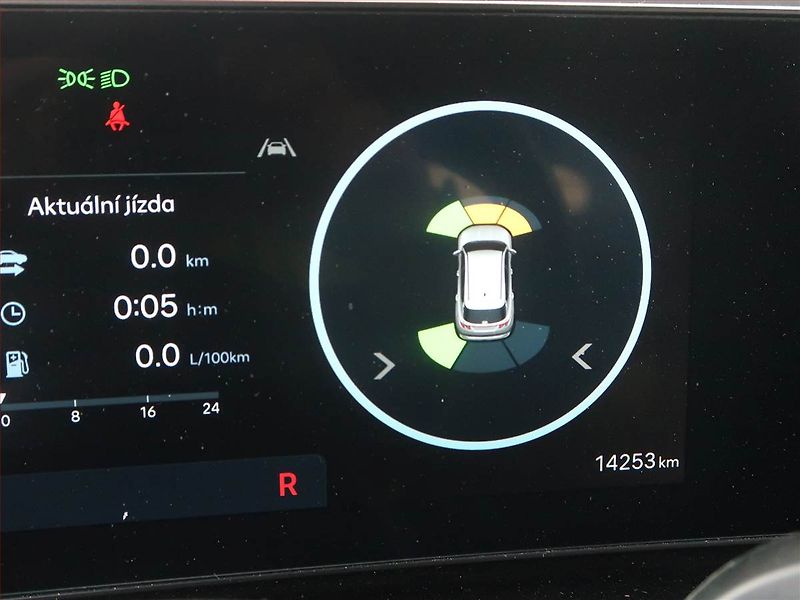 Hyundai Tucson (2025) 1.6 T-GDI, N- Line, Navigace - fotka 16 z 19