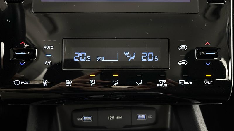 Hyundai Tucson 1.6 T-GDI AUT Comfort - fotka 13 z 26