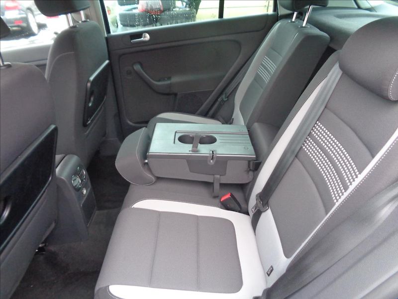 Volkswagen Golf Plus 1,4 - fotka 12 z 18
