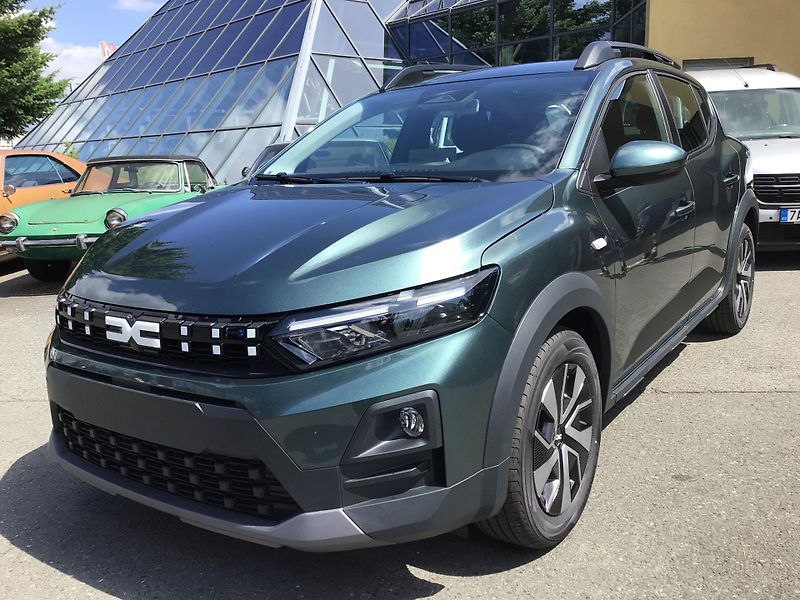 Dacia Sandero (2026) STEPWAY KAMERA VYHŘ. SEDAČKY - fotka 3 z 11