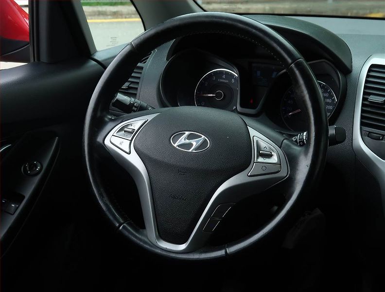 Hyundai ix20 (2014) 1.4 CVVT, Park. senzory - fotka 16 z 16