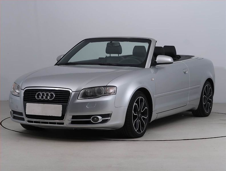 Audi A4 (2007) 2.0 TDI, Serv.kniha, Xenony - fotka 2 z 17